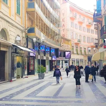 Piro Centro Con Box Privato Feriehus *