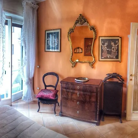 Piro Centro Con Box Privato * Sanremo